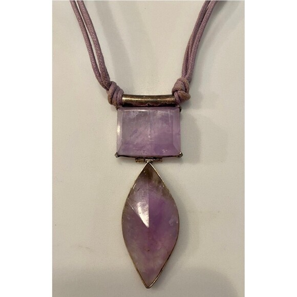 Natural Amethysts Quartz Pendant Necklace - Picture 3 of 5